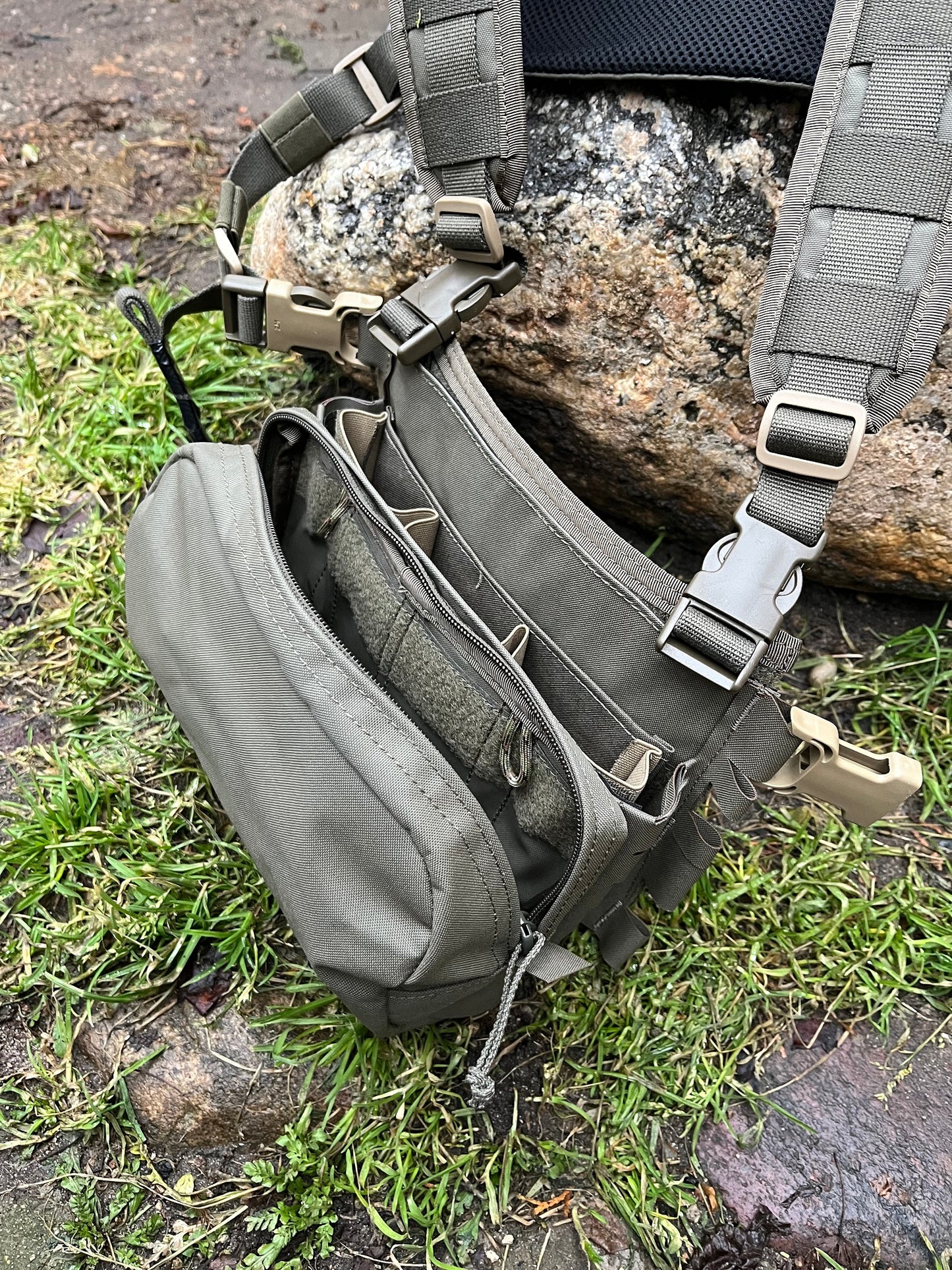 Horizontal Cargo Pouch (6x5) - Karo Tactical